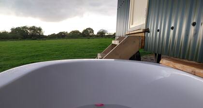 The Musterer's Hut, Outdoor Bath & Valley View