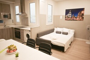 Interior - Spacious three-bedroom home in La Latina (Madrid)