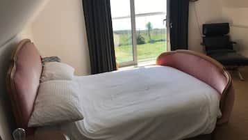 5 多间卧室、熨斗/熨衣板、WiFi、床单