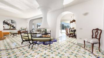 Televisión de pantalla plana