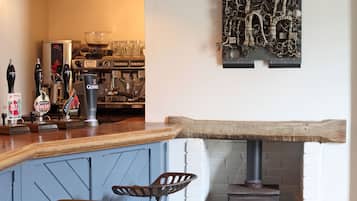 Bar (en el alojamiento)