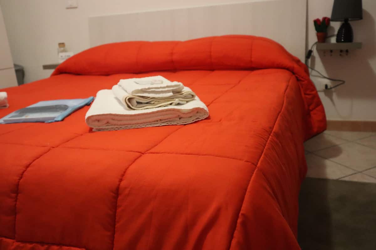 1 habitación, cubrecamas y colchones con pillow-top