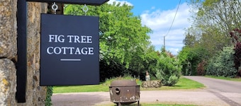 Fig Tree Cottage-Idyllic retreat in a National Park180x190 Bed or 2x90x190 Beds