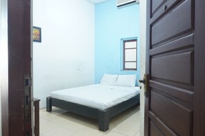 Standard Double Room | Soundproofing, free WiFi, bed sheets