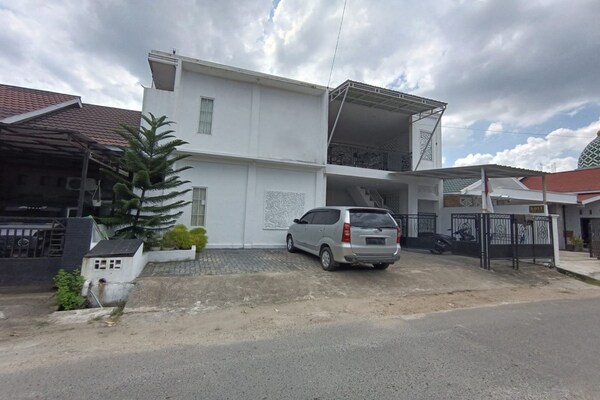 Hotel O Gr Kost Kaladan - South Kalimantan