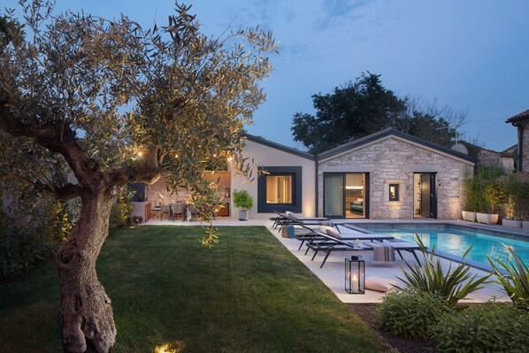 Pool - Villa Bino&Marija by Villas Guide (Sveti Lovrec)