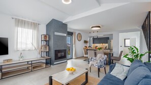 TV, fireplace - Villa Stefany by Villas Guide (Porec)