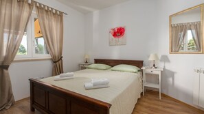 3 Schlafzimmer, Bügeleisen/Bügelbrett, kostenloses WLAN, Bettwäsche
