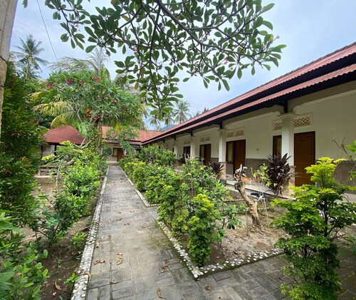 Hotel O Puri Batu Bolong