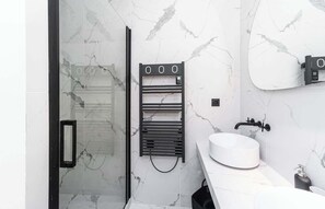 Dusche, Haartrockner
