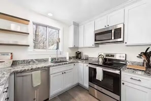 Microwave, oven, stovetop, dishwasher