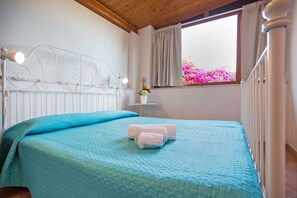 Standard House, 3 Bedrooms, 2 Bathrooms, Sea Facing (Dune Sul Mare) | 3 bedrooms, free WiFi, bed sheets