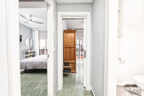 3 chambres, fer et planche à repasser, Wi-Fi gratuit, draps fournis