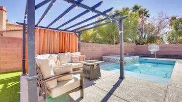 House (3 Bedrooms) | Front of property