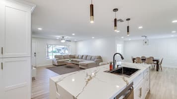 Casa (3 Bedrooms) | Parte interna