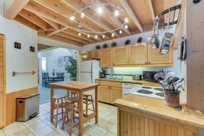 Apartment (1 Bedroom) | Interior - Angel Fire Condo w/ Mountain View < 1 Mi to Slopes (Angel Fire)