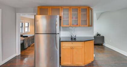 Pet-friendly Malden Apartment: 7 Mi to Boston!