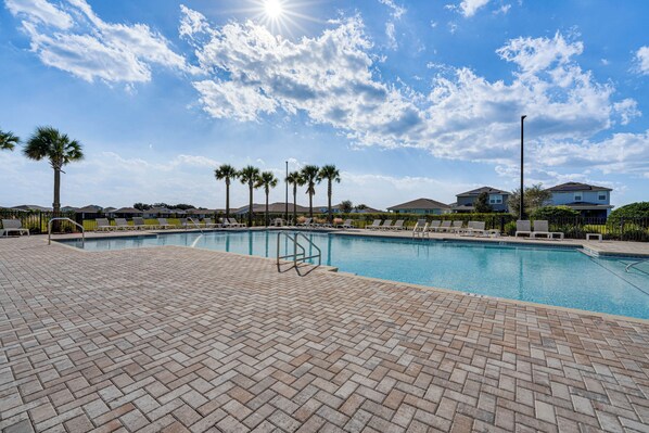 Casa (2 Bedrooms) | Interior