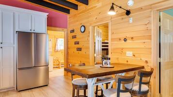 Cottage (3 Bedrooms) | Interior