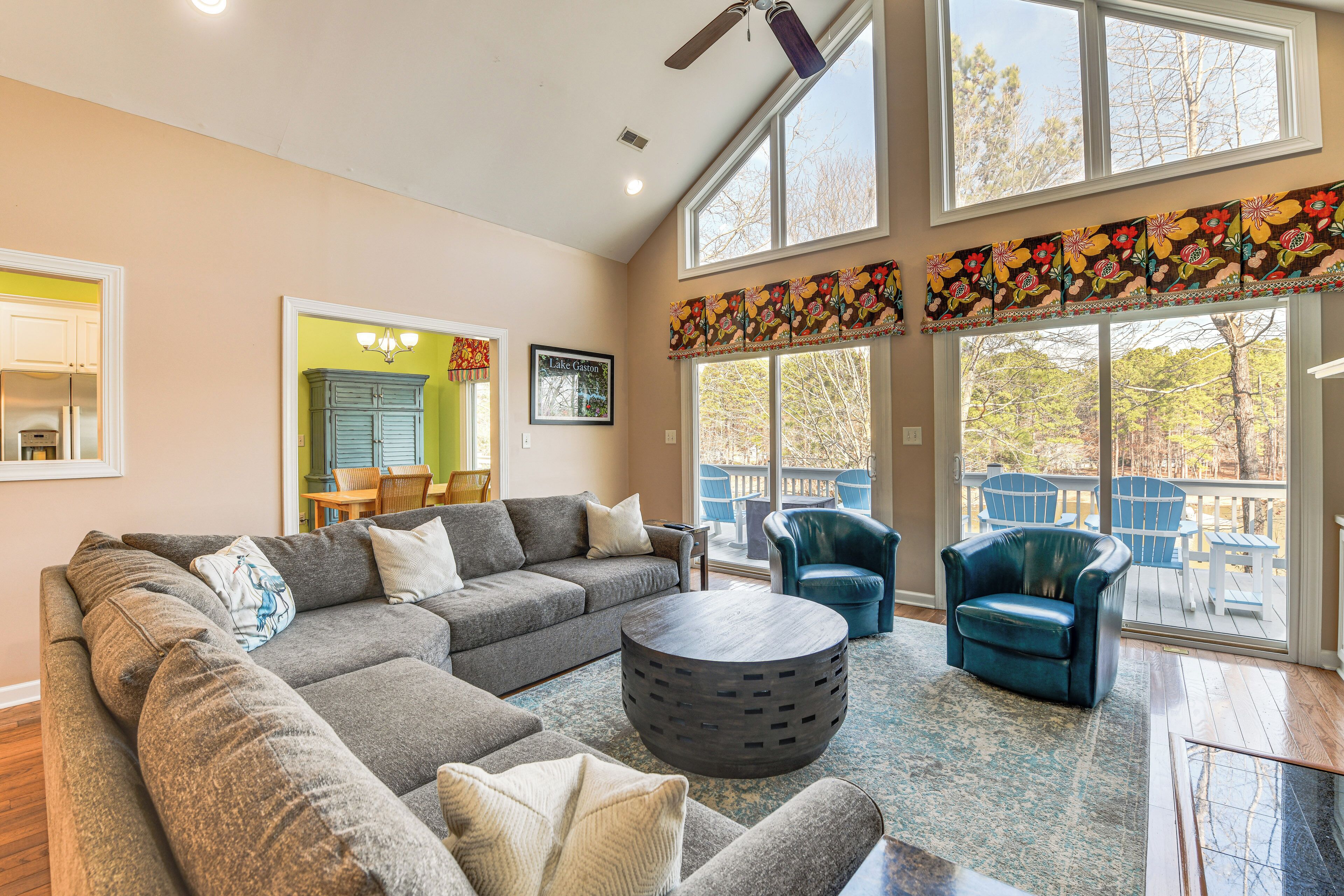 House (4 Bedrooms) | Front of property