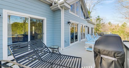 Littleton Home w/ On-site Lake Gaston Access!