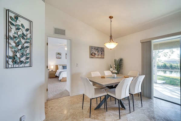 Talo (4 Bedrooms) | Sisätilat