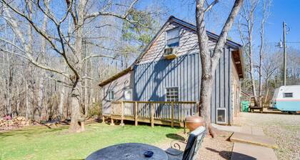 Rustic Jefferson Retreat w/ Fire Pit: Near Athens!