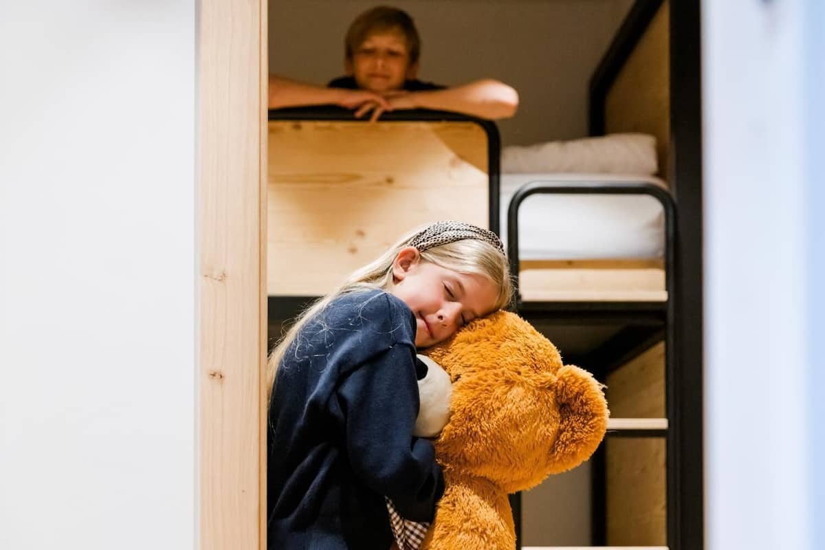 Familie appartement, Meerdere bedden, keuken, uitzicht op bergen | Hypoallergeen beddengoed, een kluis op de kamer, een laptopwerkplek