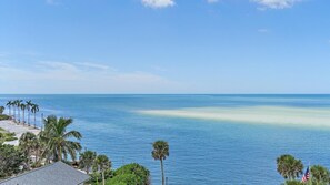 House, 4 Bedrooms | Beach