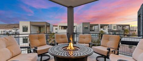 House, 5 Bedrooms | Property grounds