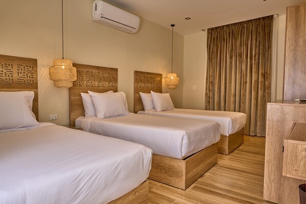 Habitació triple Comfort | 1 dormitori i roba de llit d'alta qualitat