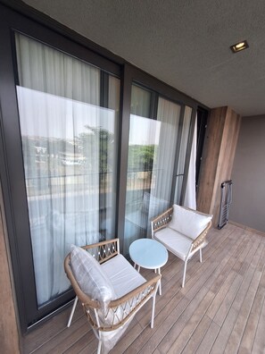 Suite Studio Exécutive | Vue depuis le balcon