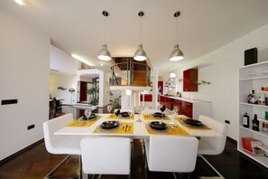 In-room dining - Villa Amarena (Zadar)