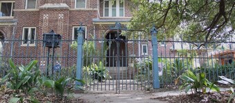 Unique Modern King William Riverwalk Alamo Stay