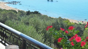Apartment, 2 Bedrooms, Smoking, Balcony | Pantai