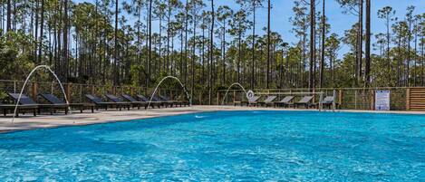 Et oppvarmet basseng