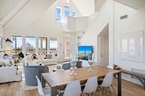 Interior - #Beach Please - Amazing Views From All Directions - Close to the beach (Crystal Beach)