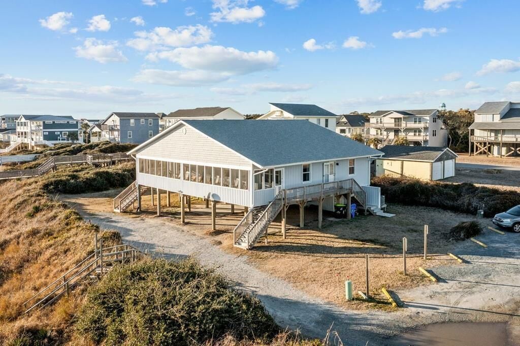 See Sea All / 107 Sellers St - Coastal Vacation Resorts