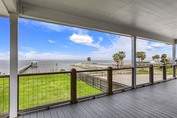 Terrace/patio - 2 Lodge Combo - Sleeps 30 w/Pool + Private Pier (San Leon)