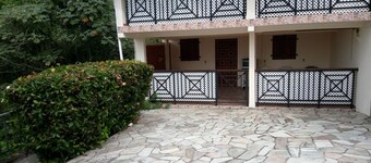 Loue en Saisonnier, bas de Villa A Corps de Garde Sainte Luce