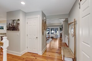 Interior - 33 Marsh Creek - Updated home, Wonderful Golf Course Views on the Omni Resort (Fernandina Beach)