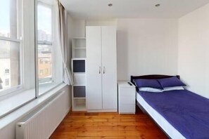 1 habitación, wifi y ropa de cama