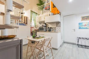 Fridge, oven, electric kettle, toaster