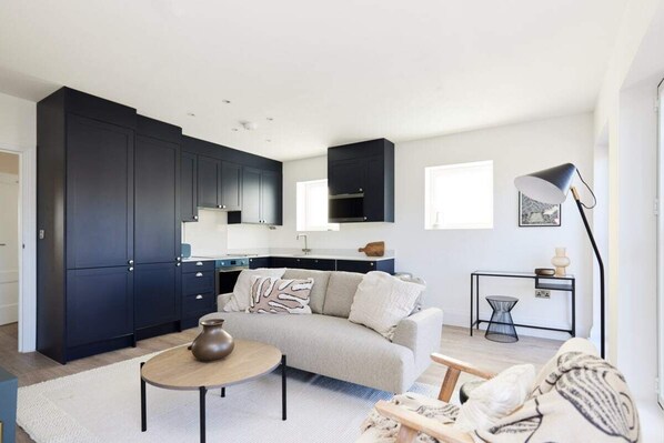 Apartamento (2 Bedrooms) | Zona de estar