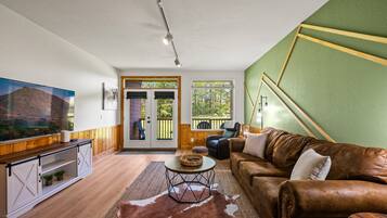 Téléviseur connecté, foyer