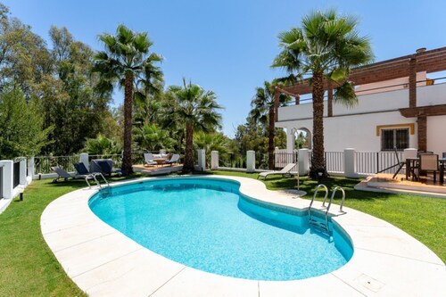 CT 196 - Faro's Villa Horizonte - Benalmadena - Beach, Golf & Pool