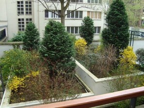 Property grounds - Design 1 BR with BLC, 5 min Paris
 (Montrouge)