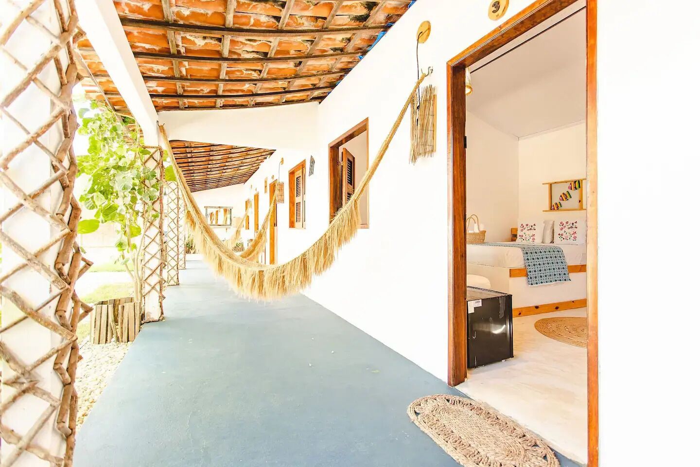 7 bedrooms, WiFi, bed sheets