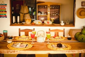 Dining - Apartamento - Pousada Preá - Charme e Aconchego à Beira mar (Cruz)