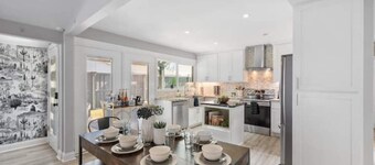 fifa-15 mins to stadium~Cowboy Cabana~pool~putting green~firepit~projector~games